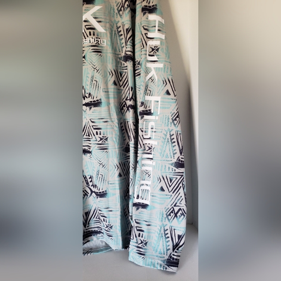 Huk Performance Fishing Shirt - Blue and Black Men's Size XL NWT - Picture 3 of 8